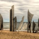 Omaha Beach, il monumento commemorativo "Des Braves"