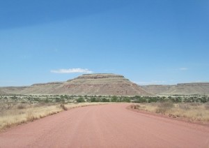 Windhoek – Deserto Del Kalahari (270 Km, 2h E 30 Min).jpg