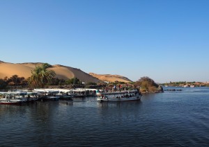 Italia (volo) Luxor.jpg