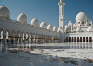 Dubai – Abu Dhabi – Dubai.jpg