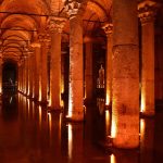 cisterna sotterranea Istanbul [Foto di Claudia Beyli da Pixabay]