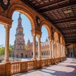 Plaza de Espana [Foto di Tânia Mousinho su Unsplash]