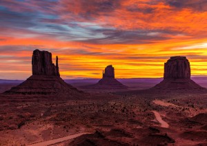 Chelly - Monument Valley (160 Km / 1h 50min).jpg