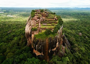 Sigiriya - Polonnaruwa.jpg