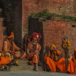 Sadhu (Foto di Lesly Derksen su Unsplash)