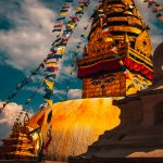 Stupa (Foto di Raimond Klavins su Unsplash)