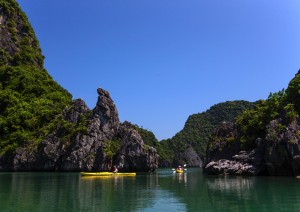 Halong - Hanoi (volo) Hoi An.jpg